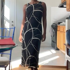 Jones New York Black and Cream Maxi Dress